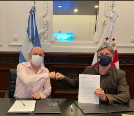 Cruz del Sur renovó su alianza con Cruz Roja Argentina