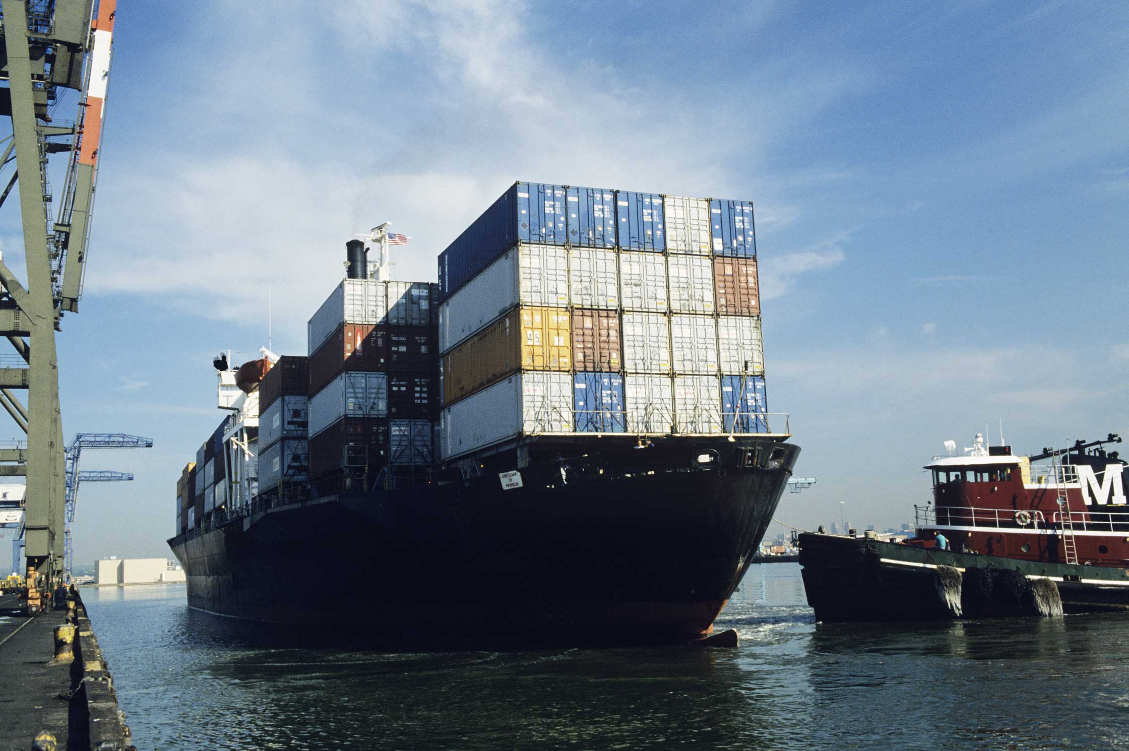 Presentaron el informe “El Transporte Marítimo en 2012”