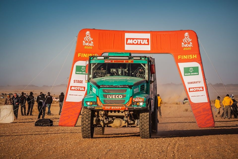 Gran etapa 5 para Iveco en el Dakar